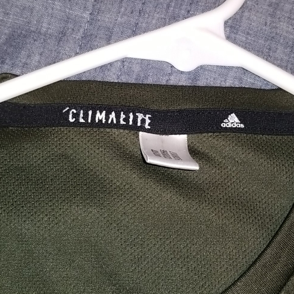 Adidas Climalite Athletic tee - Picture 2 of 3